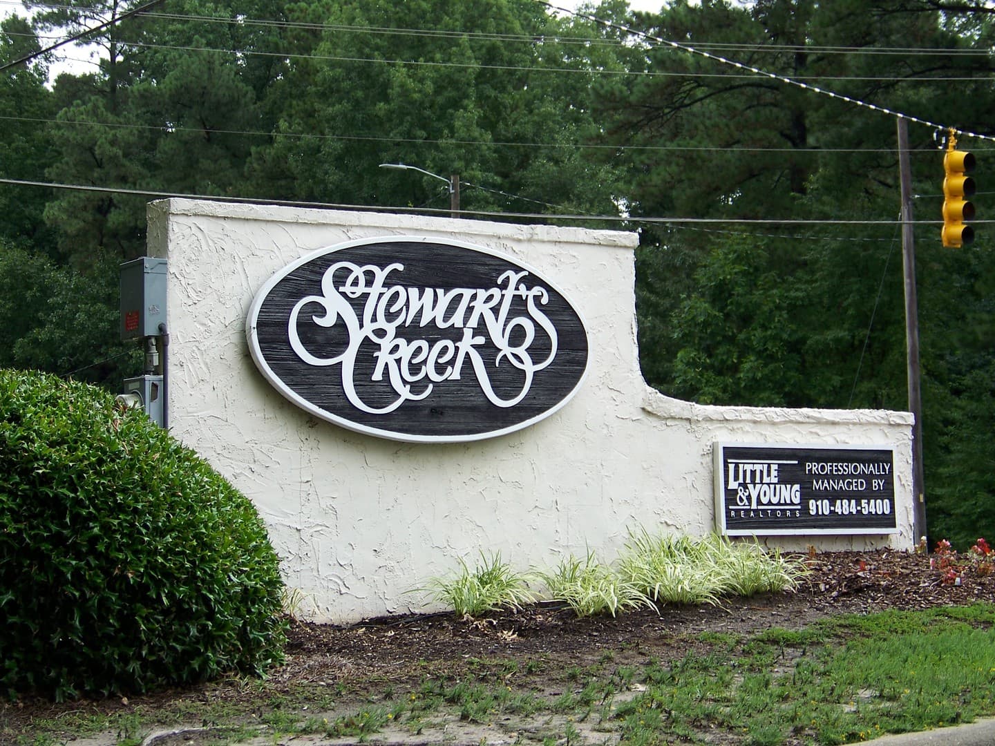 FAYETTEVILLE Condo: 6792-8 WILLOWBROOK