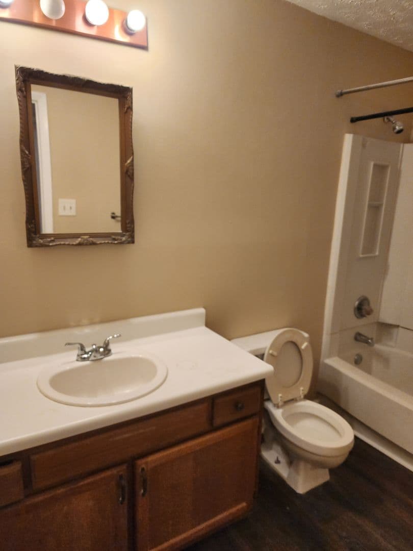 FAYETTEVILLE House: 6873 TIMBERCROFT DR.