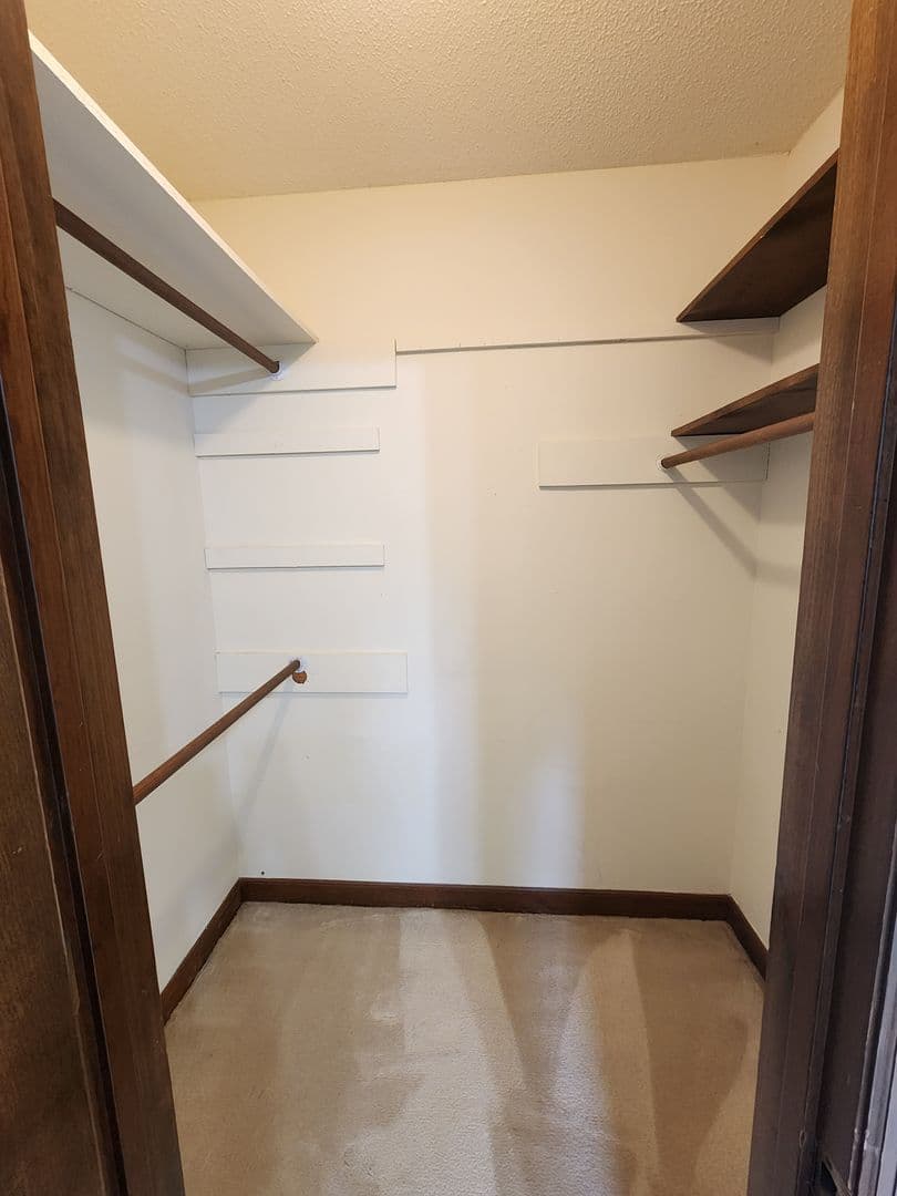 FAYETTEVILLE House: 6871 S STAFF ROAD