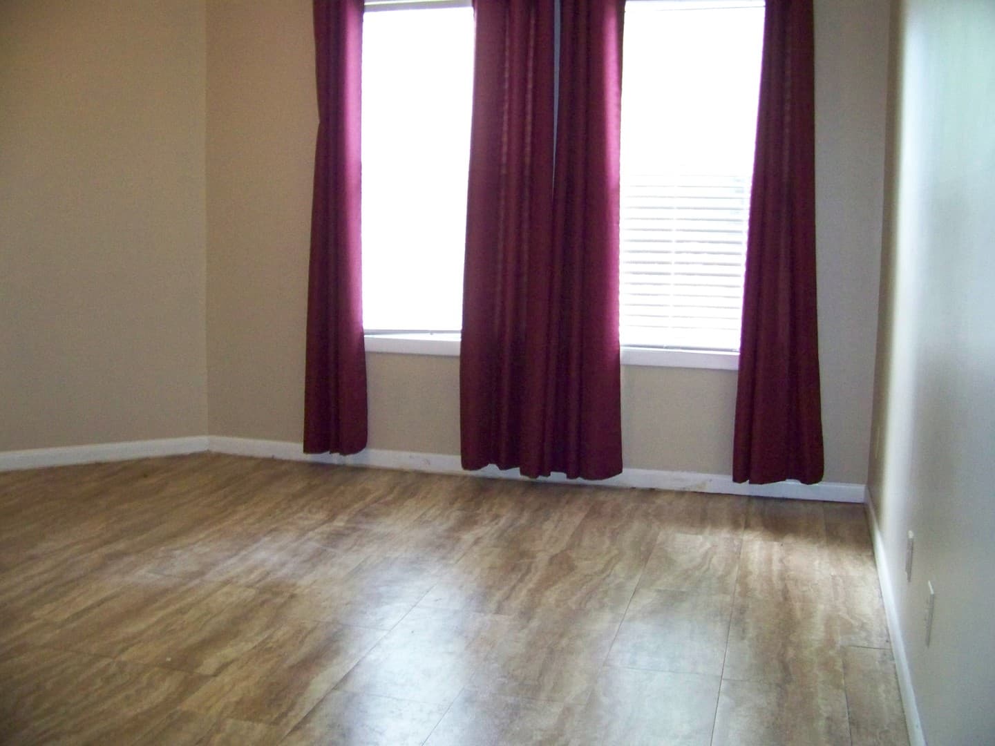FAYETTEVILLE Condo: 6792-8 WILLOWBROOK