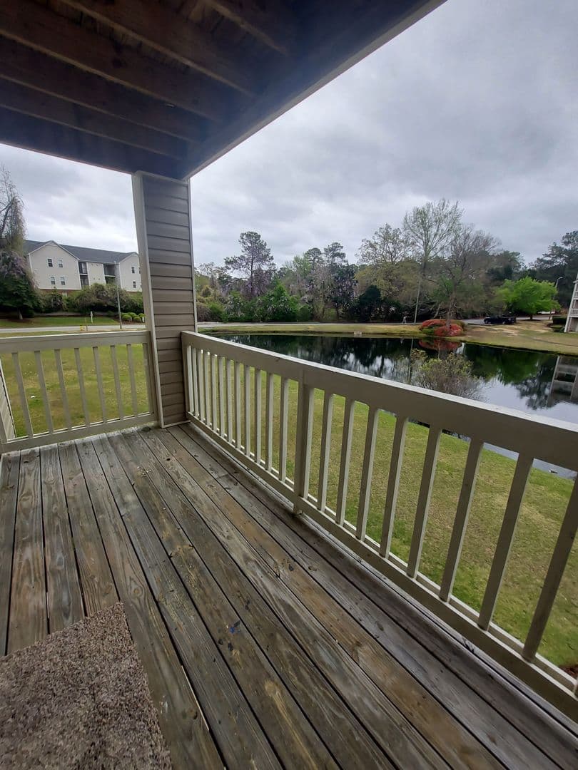 FAYETTEVILLE Condo: 661-6 BARTON'S LANDING