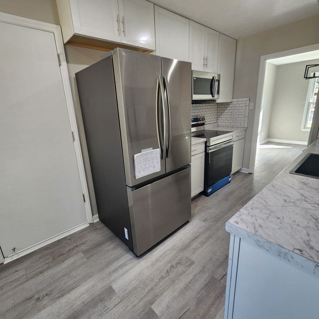 FAYETTEVILLE House: 7248 PEBBLEBROOK