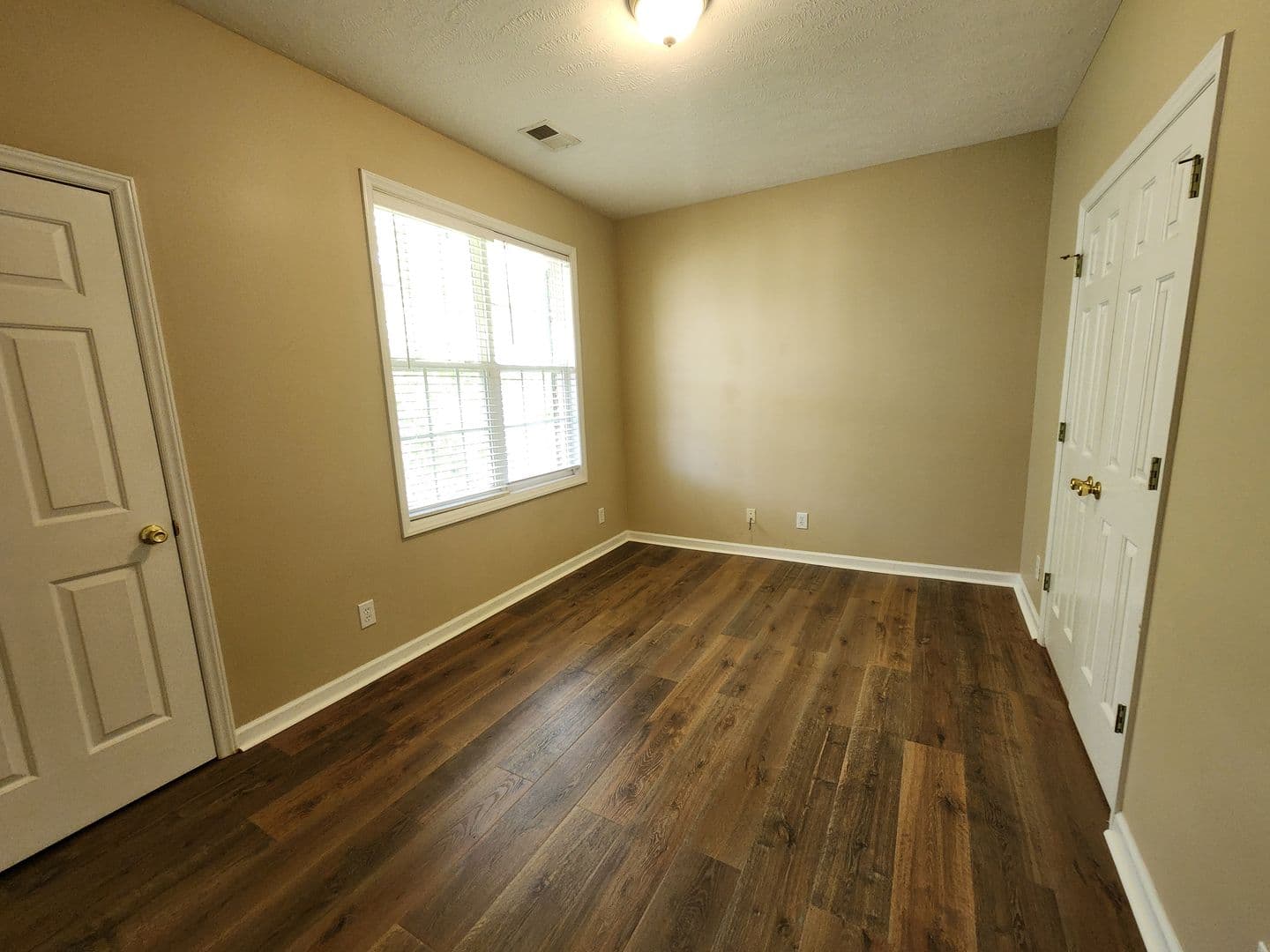 FAYETTEVILLE House: 3109 WISTERIA LANE UNIT 201