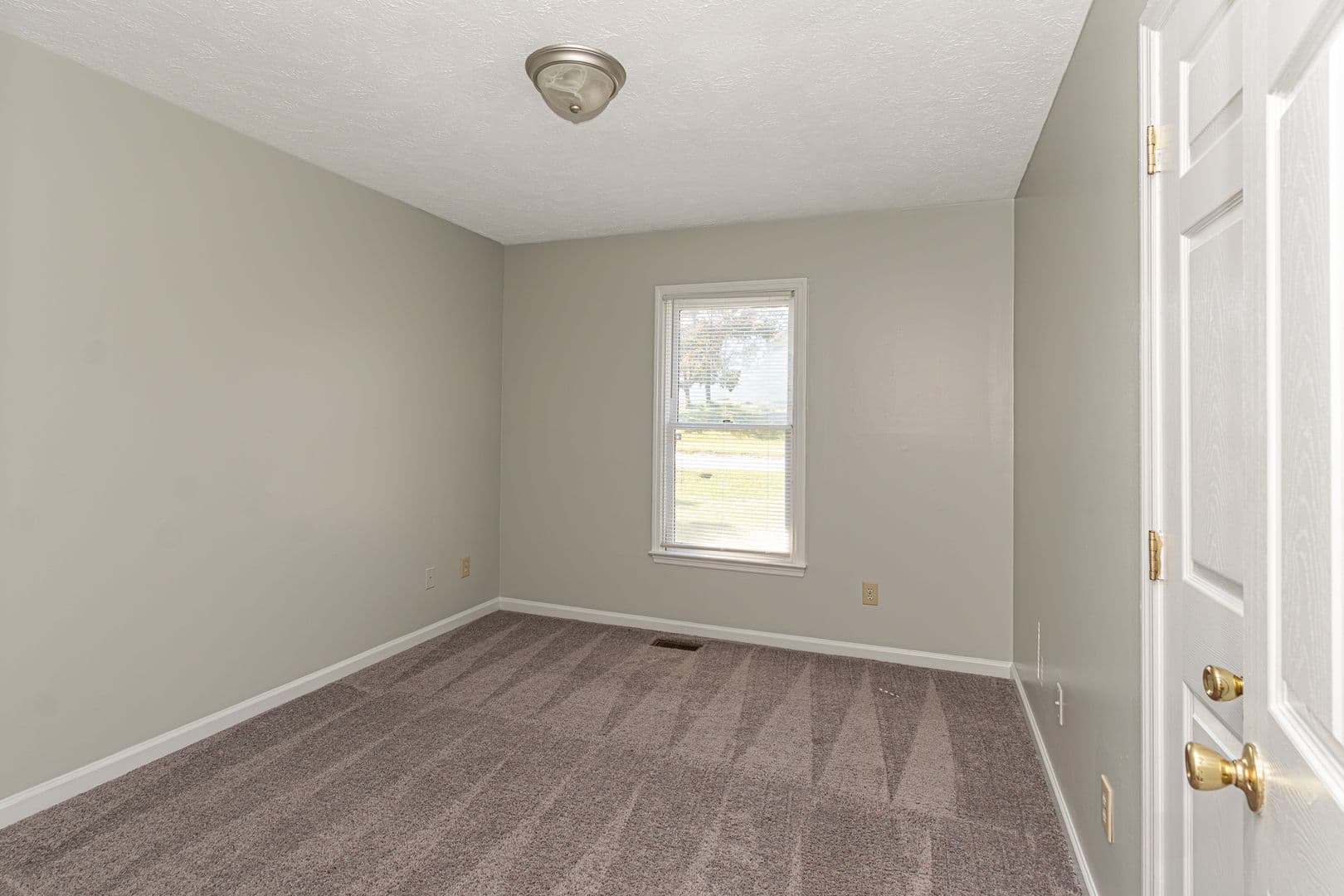 HOPE MILLS House: 3539 HANOVER DRIVE
