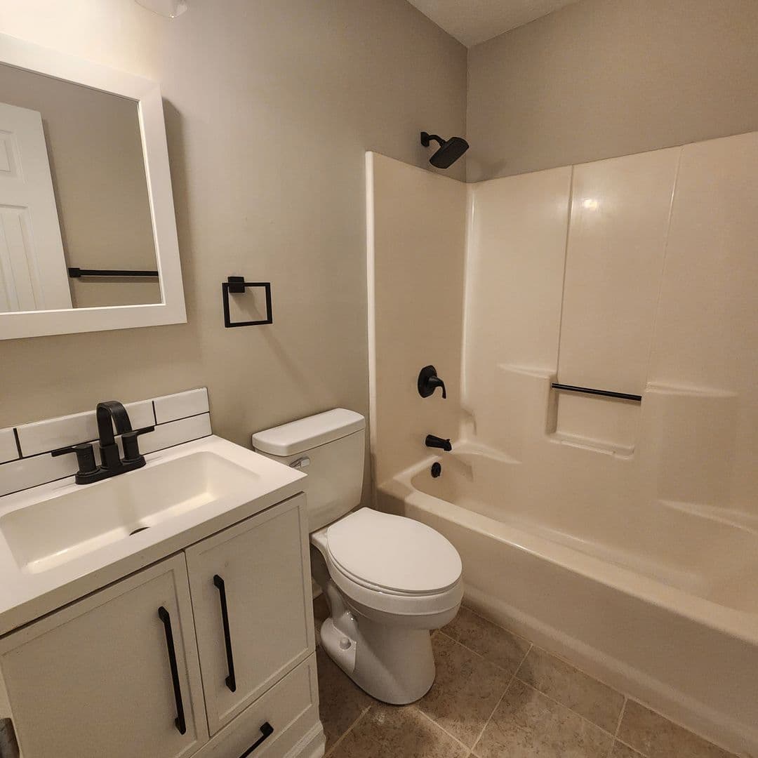 FAYETTEVILLE House: 7248 PEBBLEBROOK