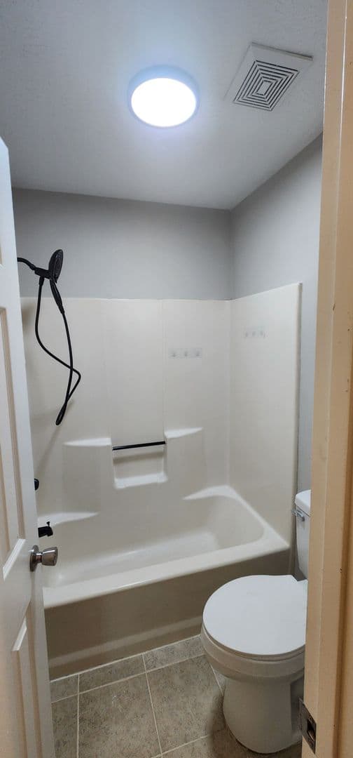 FAYETTEVILLE House: 7248 PEBBLEBROOK
