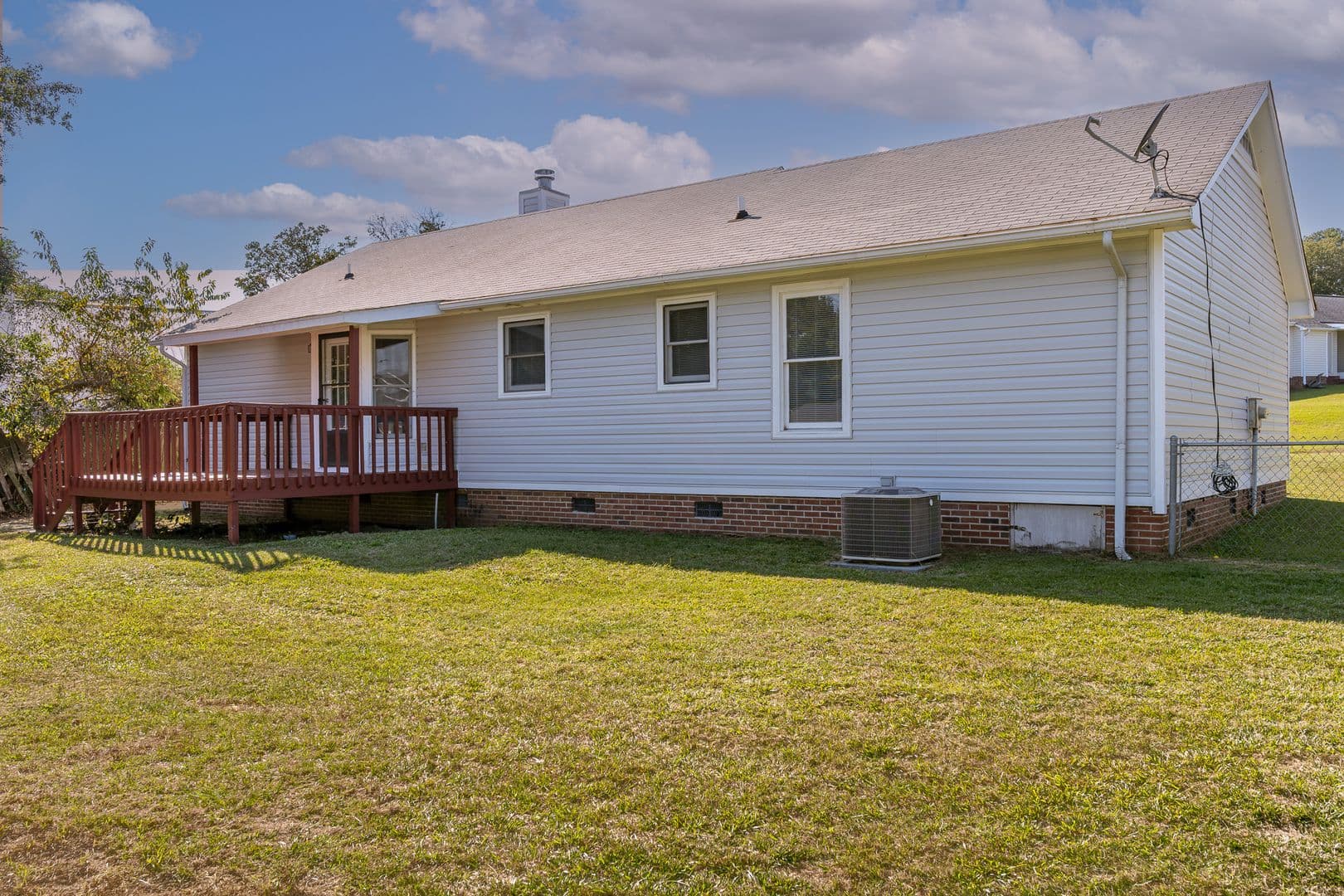 HOPE MILLS House: 3539 HANOVER DRIVE