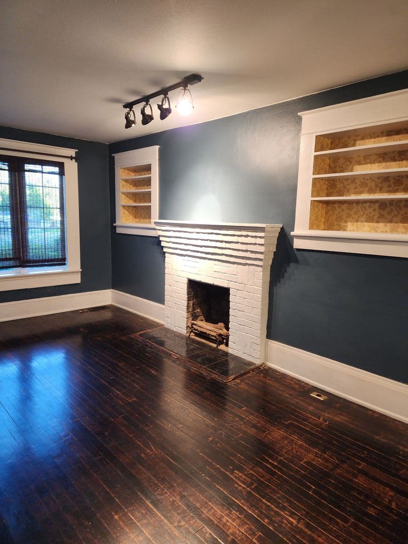 FAYETTEVILLE House: 406 PEARL STREET