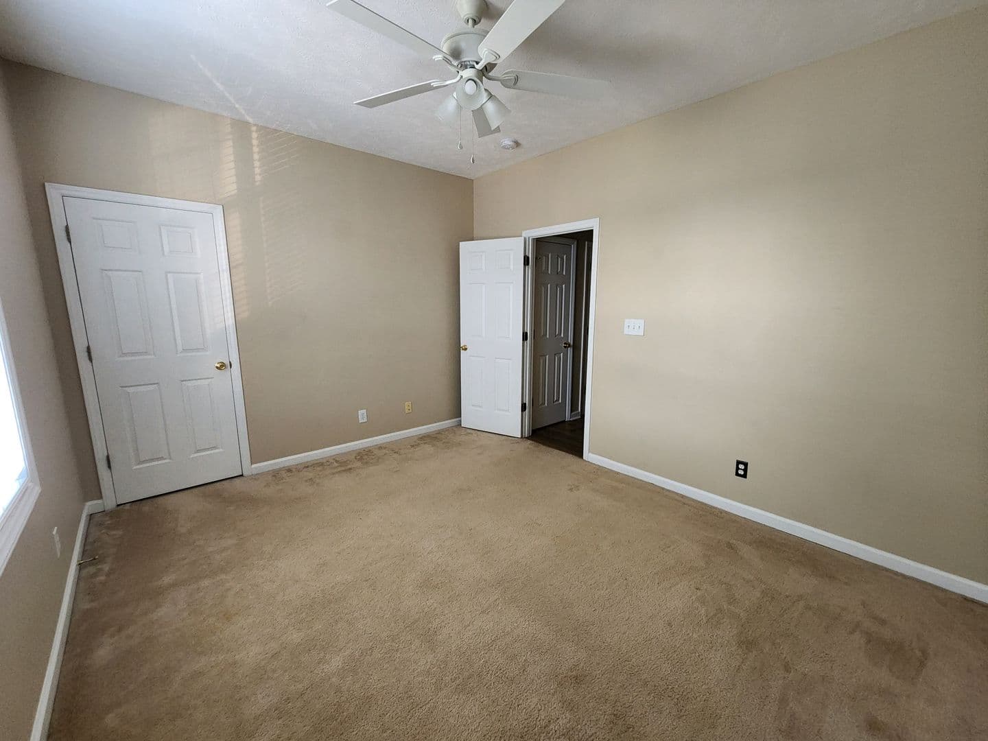 FAYETTEVILLE House: 3109 WISTERIA LANE UNIT 201