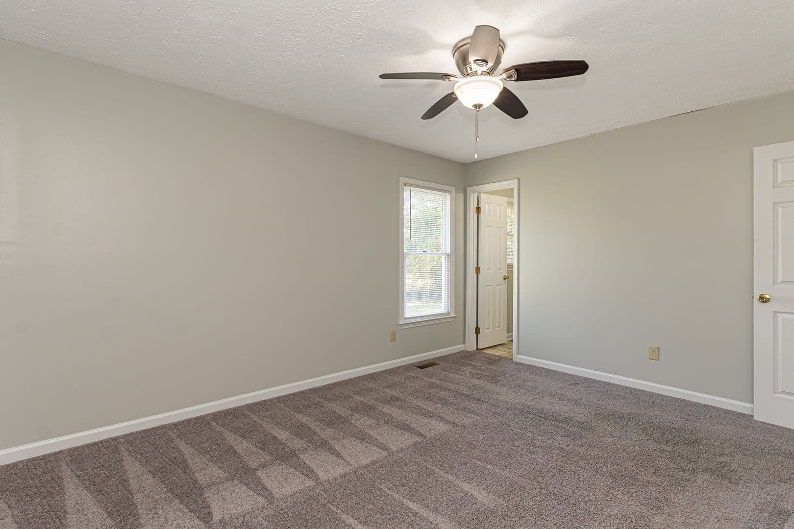 HOPE MILLS House: 3539 HANOVER DRIVE