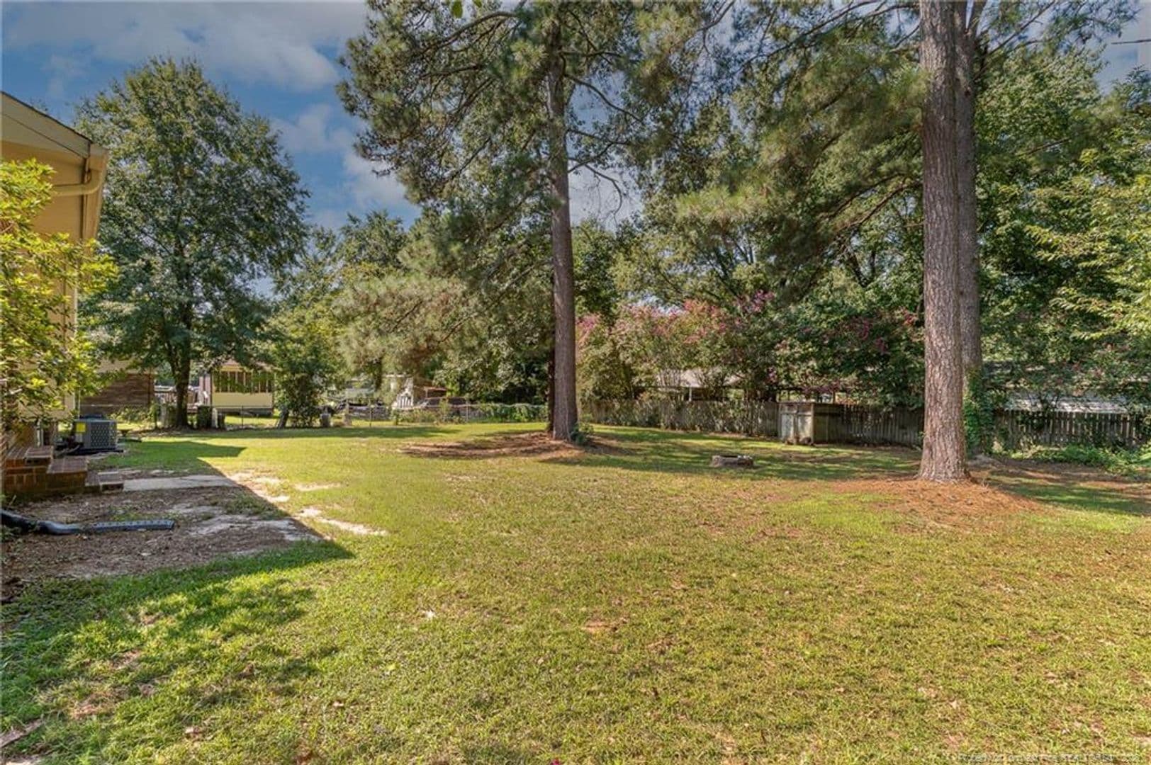FAYETTEVILLE House: 1120 LESLIE DRIVE
