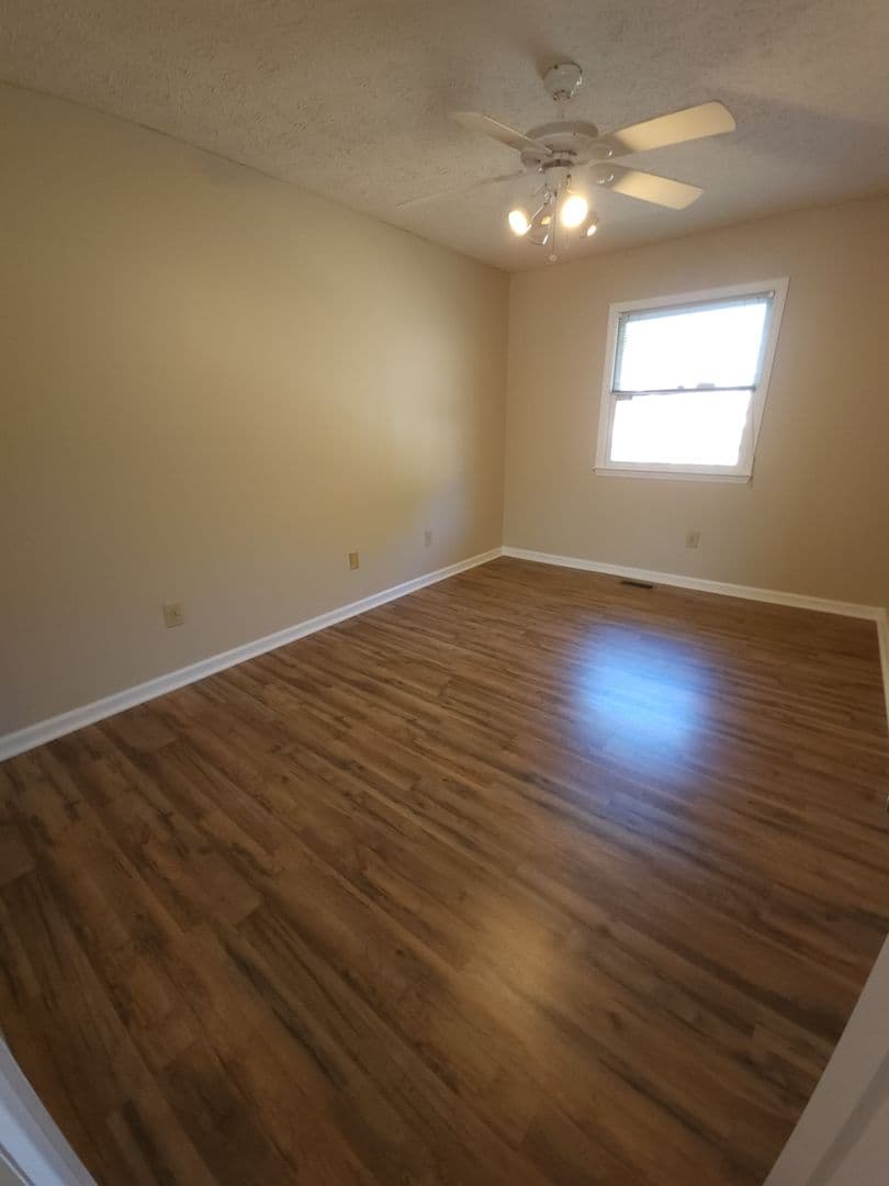 FAYETTEVILLE House: 449 LANDS END ROAD