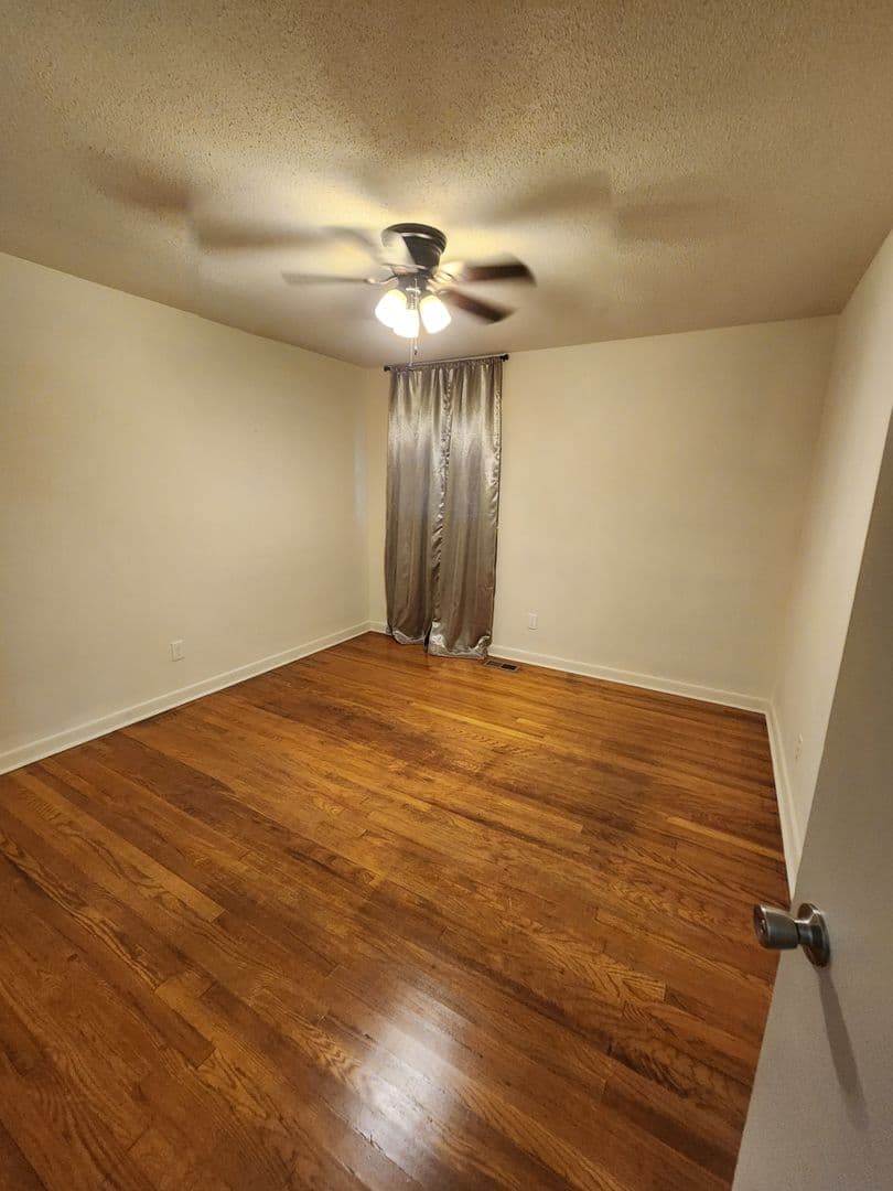 FAYETTEVILLE House: 2005 CAMDEN ROAD