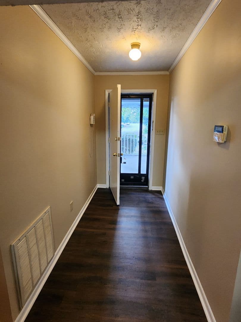 FAYETTEVILLE House: 6873 TIMBERCROFT DR.