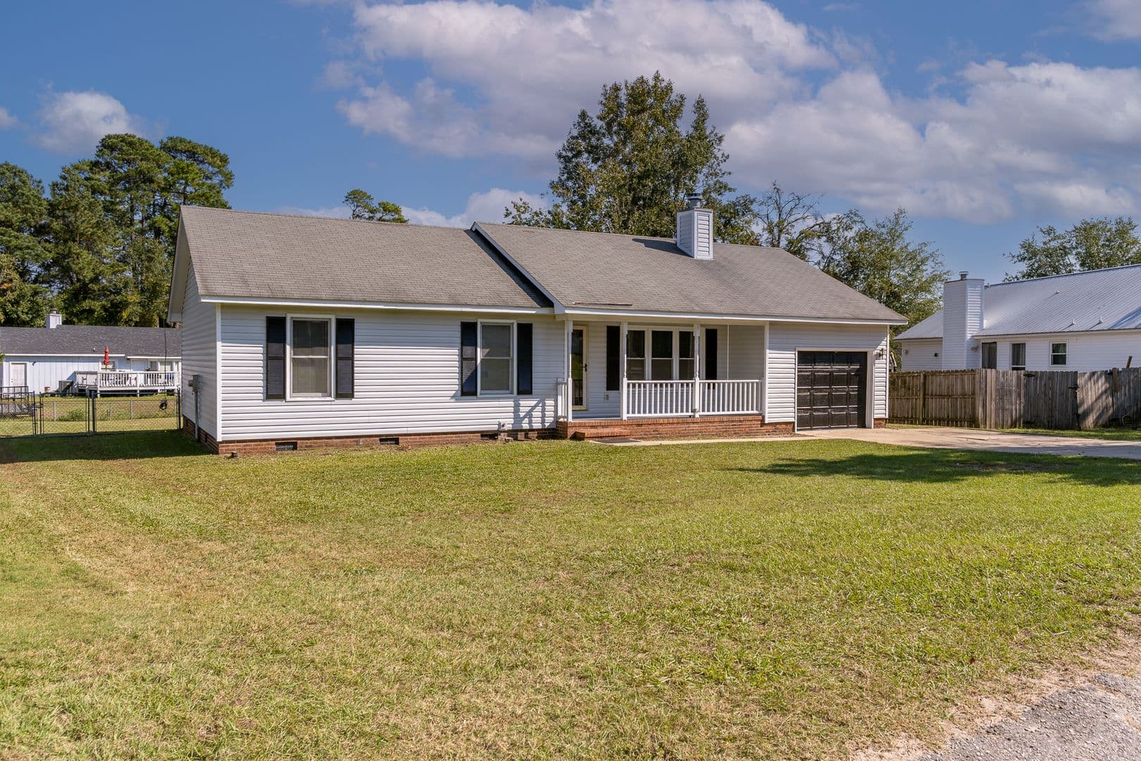 HOPE MILLS House: 3539 HANOVER DRIVE