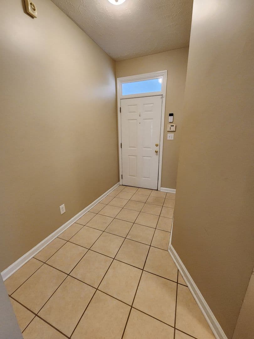 FAYETTEVILLE House: 3109 WISTERIA LANE UNIT 201