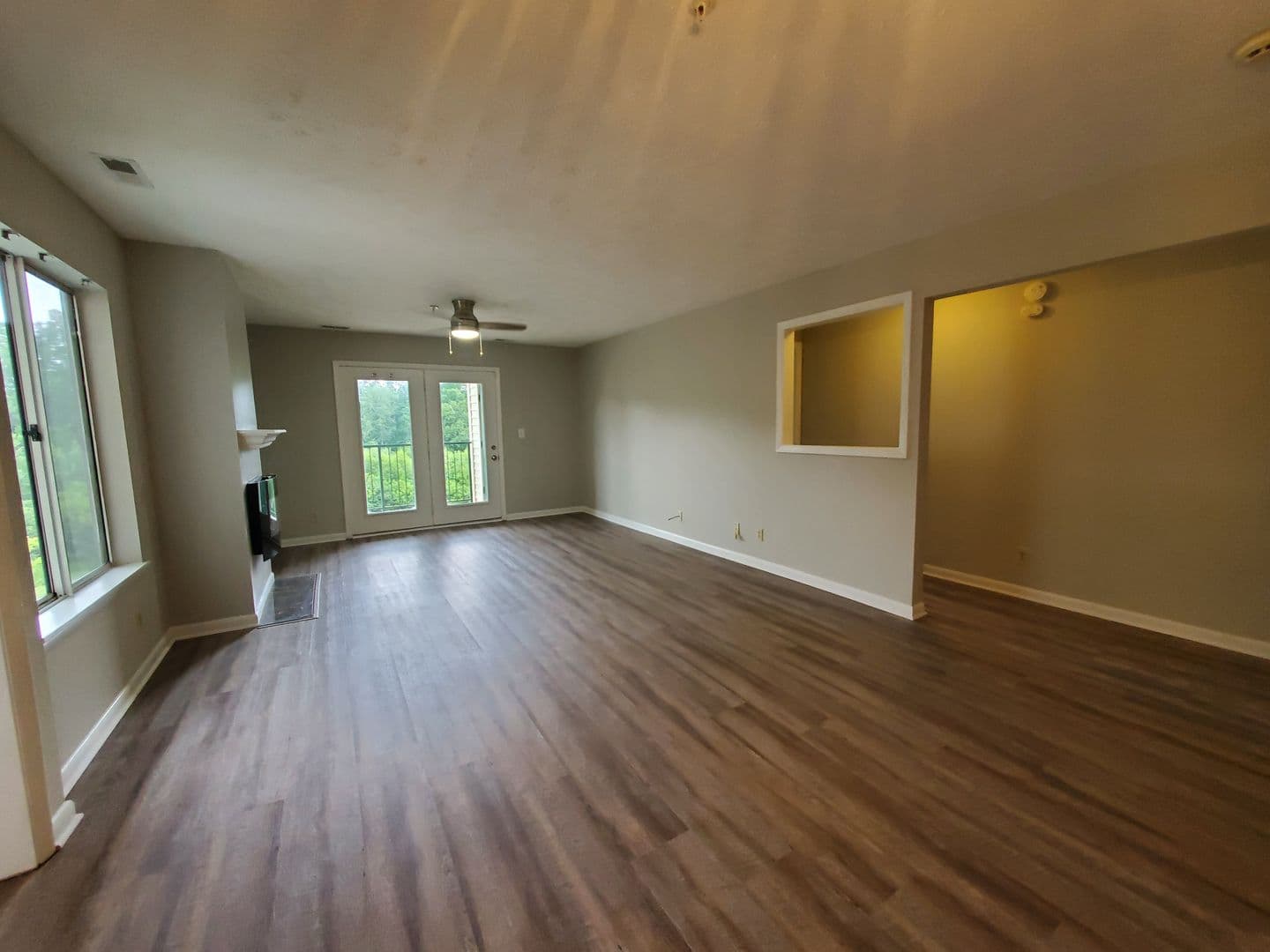 Fayetteville House: 3392-13 Galleria Drive