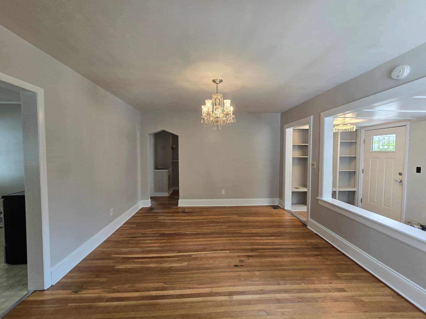 Fayetteville House: 217 Brainerd Avenue