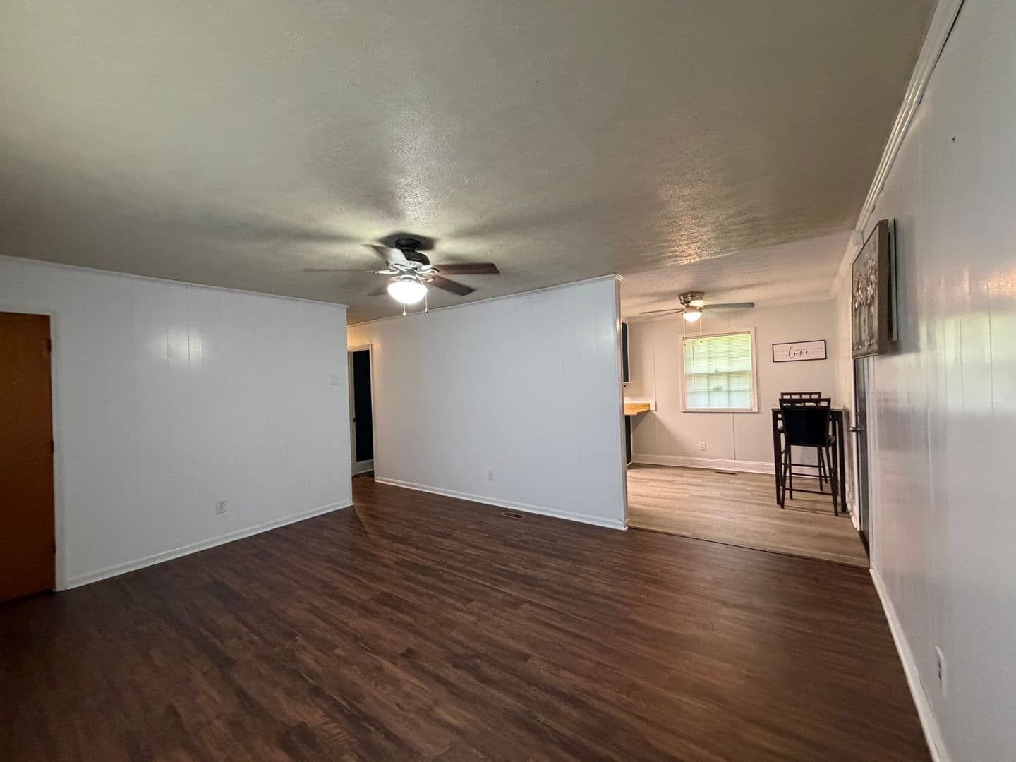 Fayetteville House: 6350 Rockford Drive
