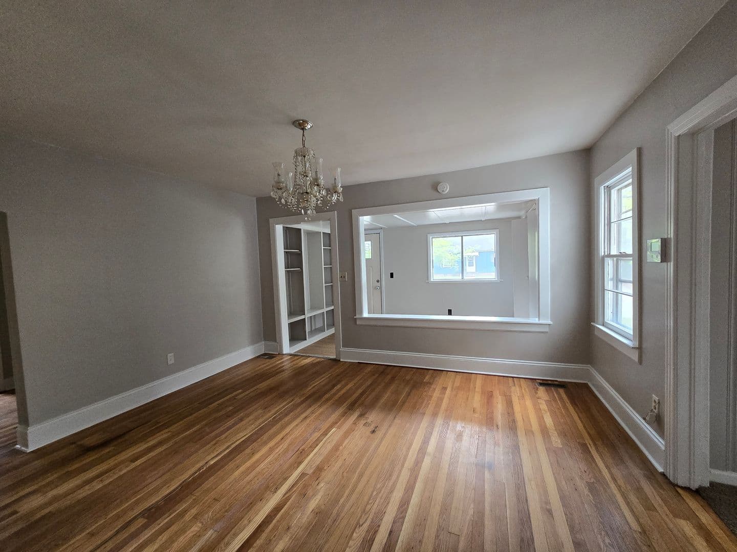 Fayetteville House: 217 Brainerd Avenue