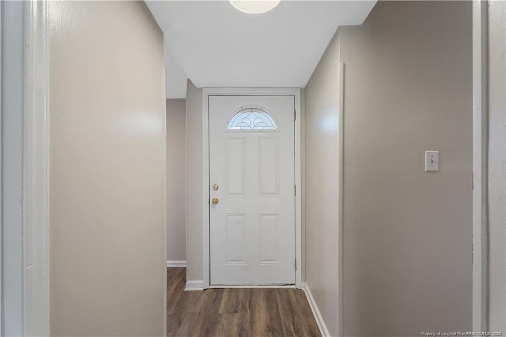 Fayetteville House: 416 Kirkcaldy