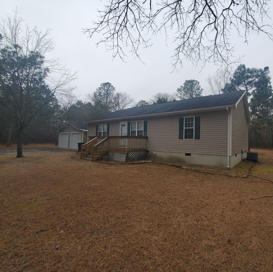 Vass House: 149 Honey Bee Ln.