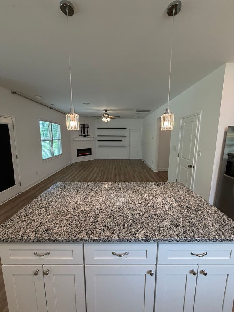 Raeford House: 908 Stevens Street