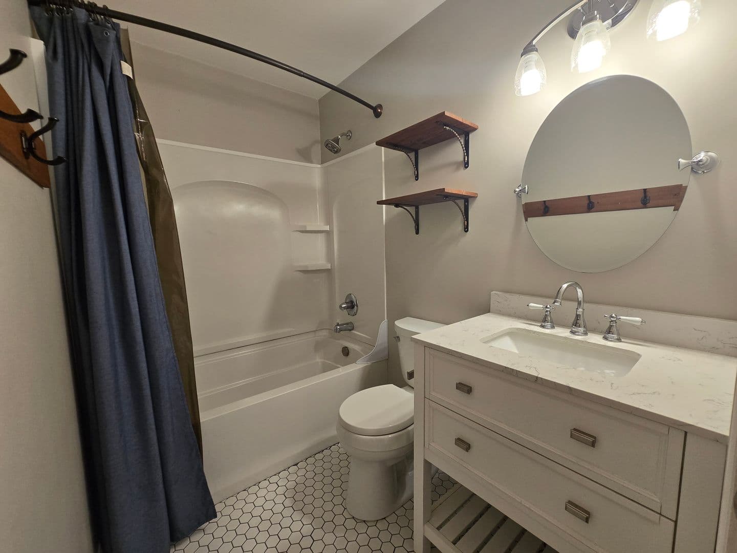 Raeford House: 409 N Fulton Street