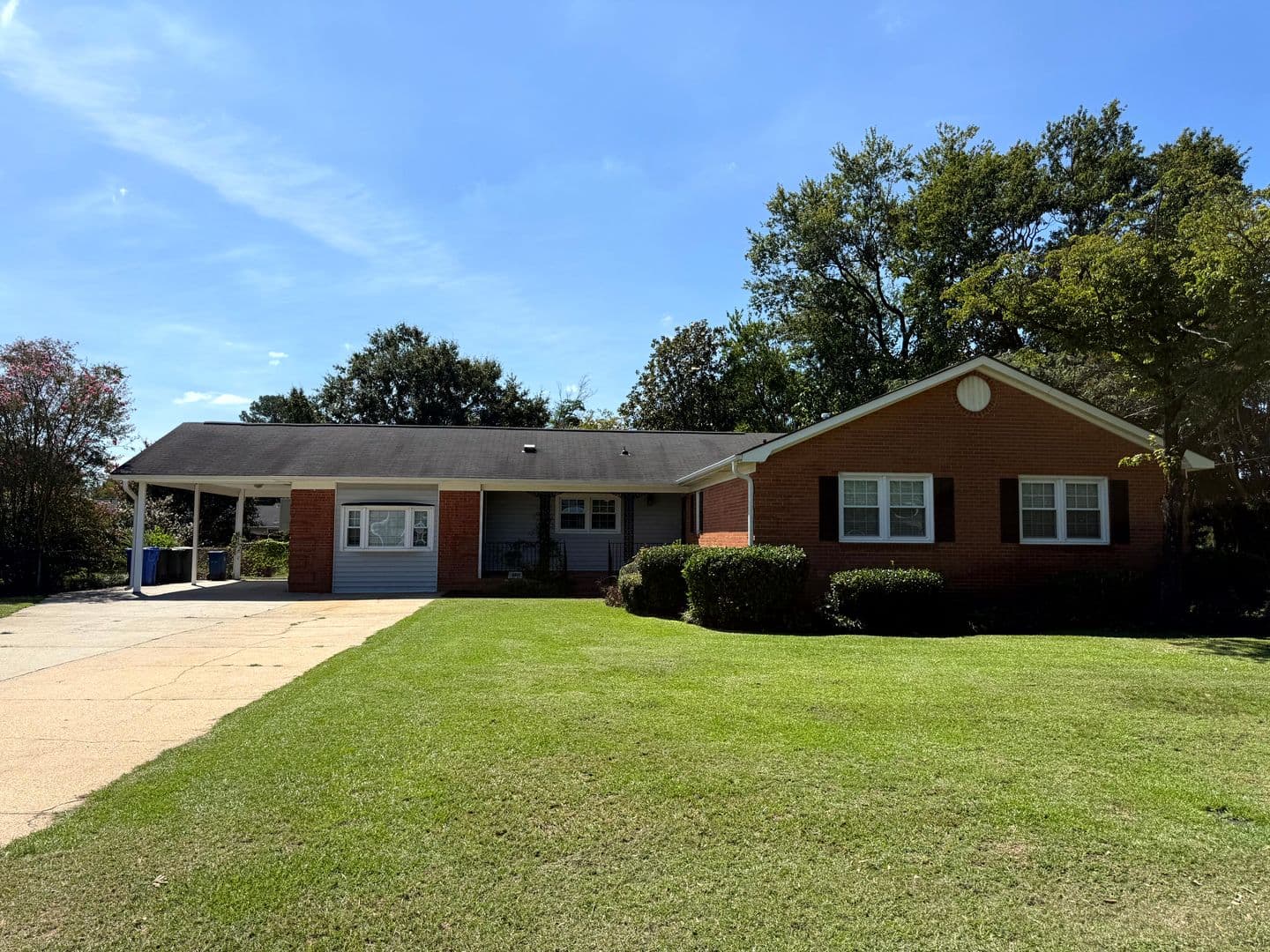 Fayetteville House: 6441 Kincross Avenue