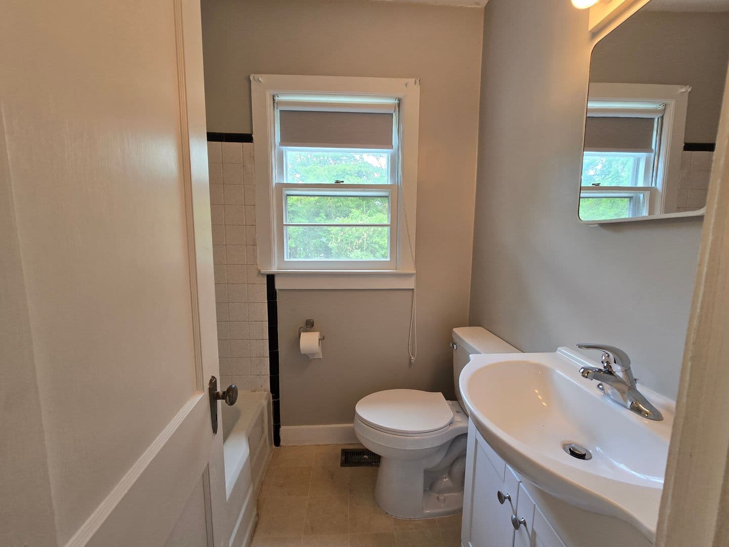 Fayetteville House: 217 Brainerd Avenue