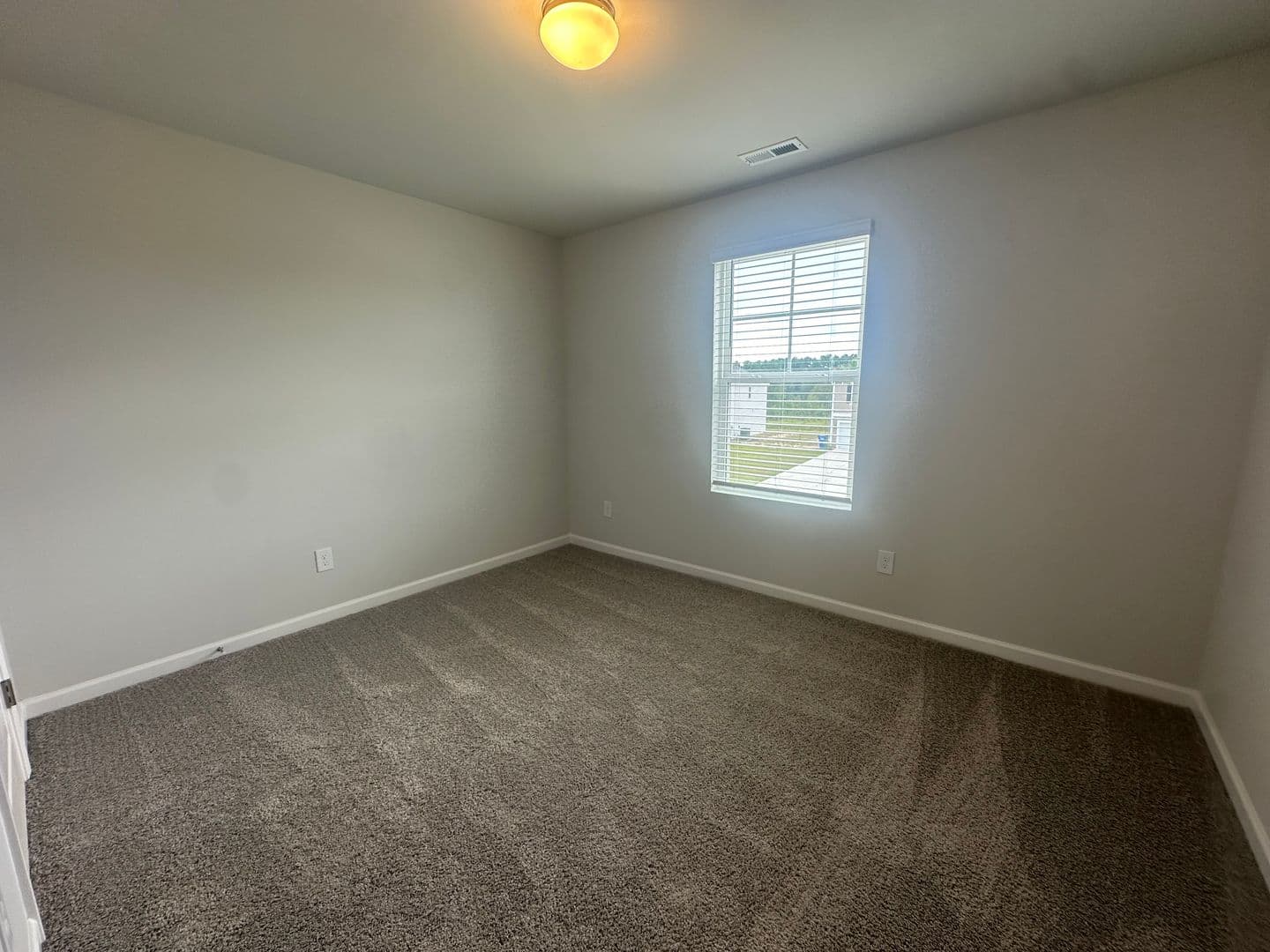 Raeford House: 191 Hornet Dr