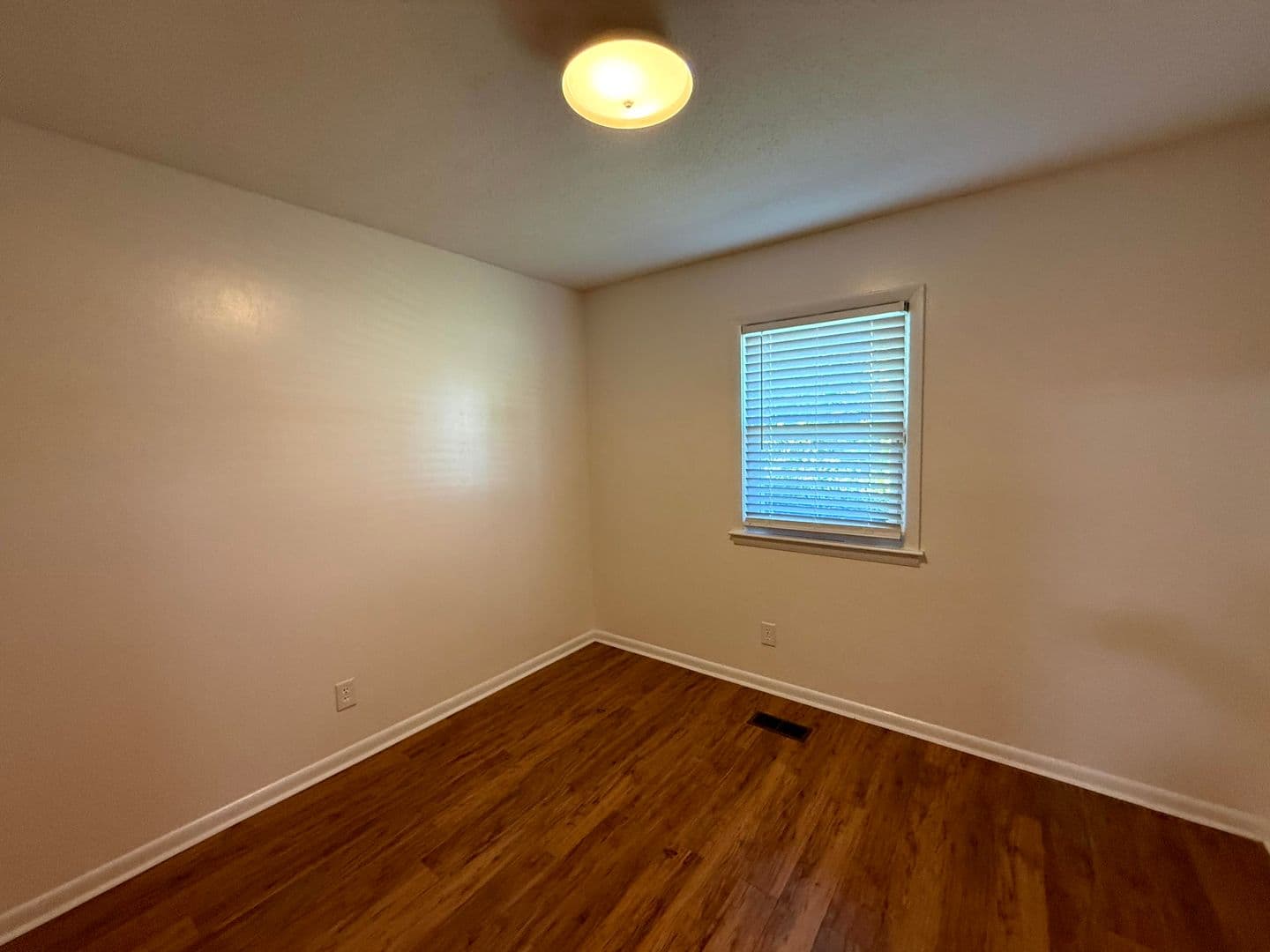 Fayetteville House: 6441 Kincross Avenue