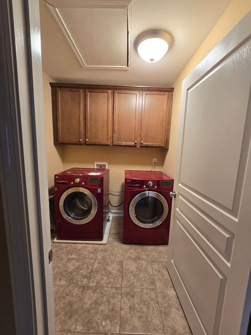 Fayetteville Townhome: 5114 Chapel Lane