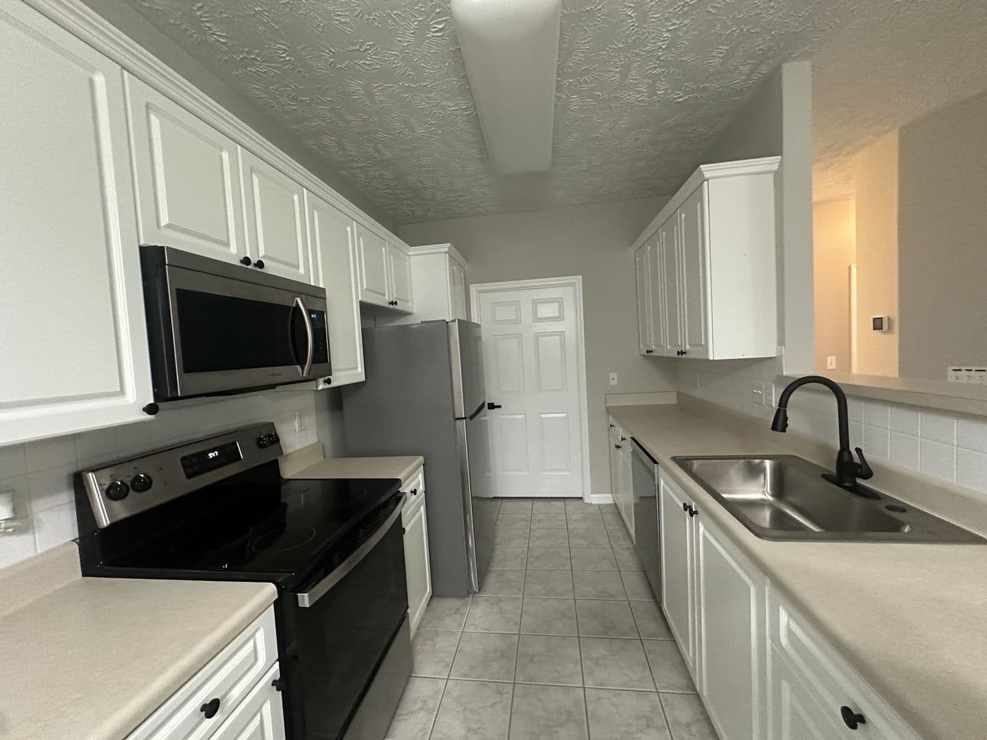 Fayetteville House: 4020-104 Bardstown Court