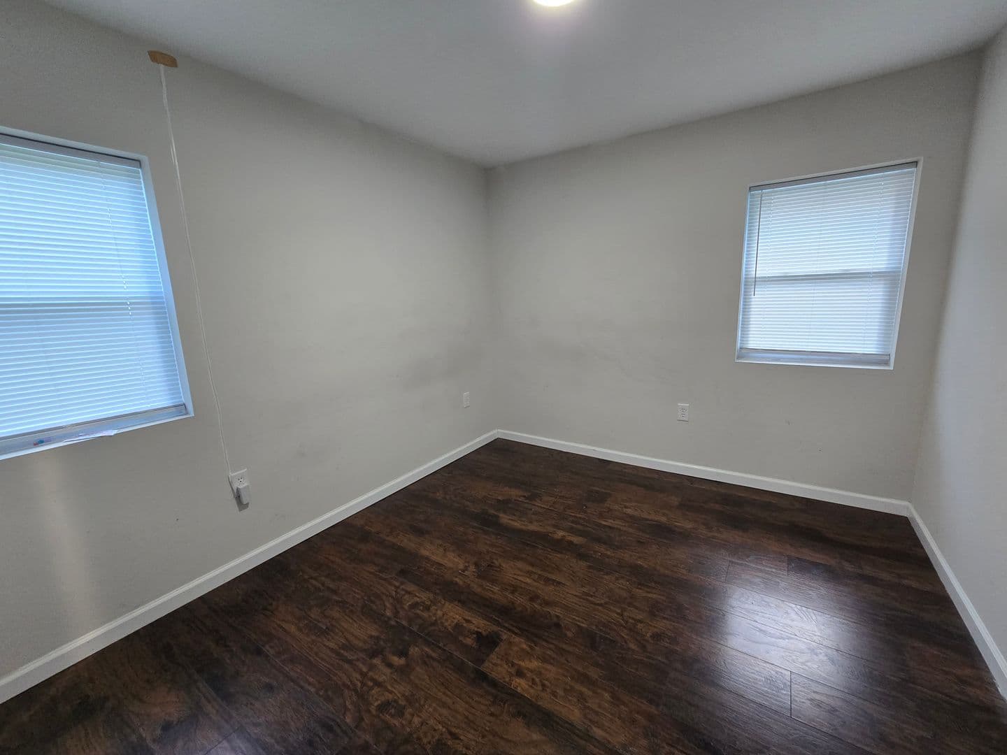 Fayetteville House: 1300-C Turnpike Road