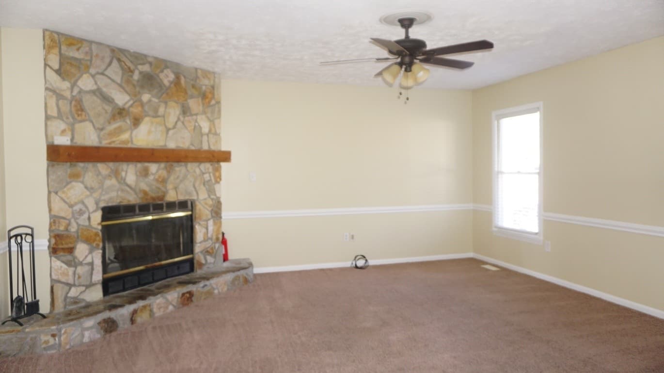 Fayetteville House: 6887 Big Wood Rd.