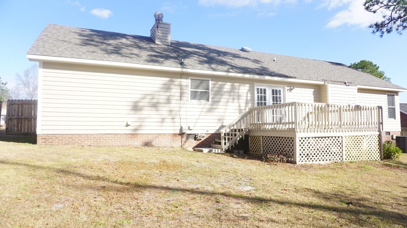 Fayetteville House: 6887 Big Wood Rd.