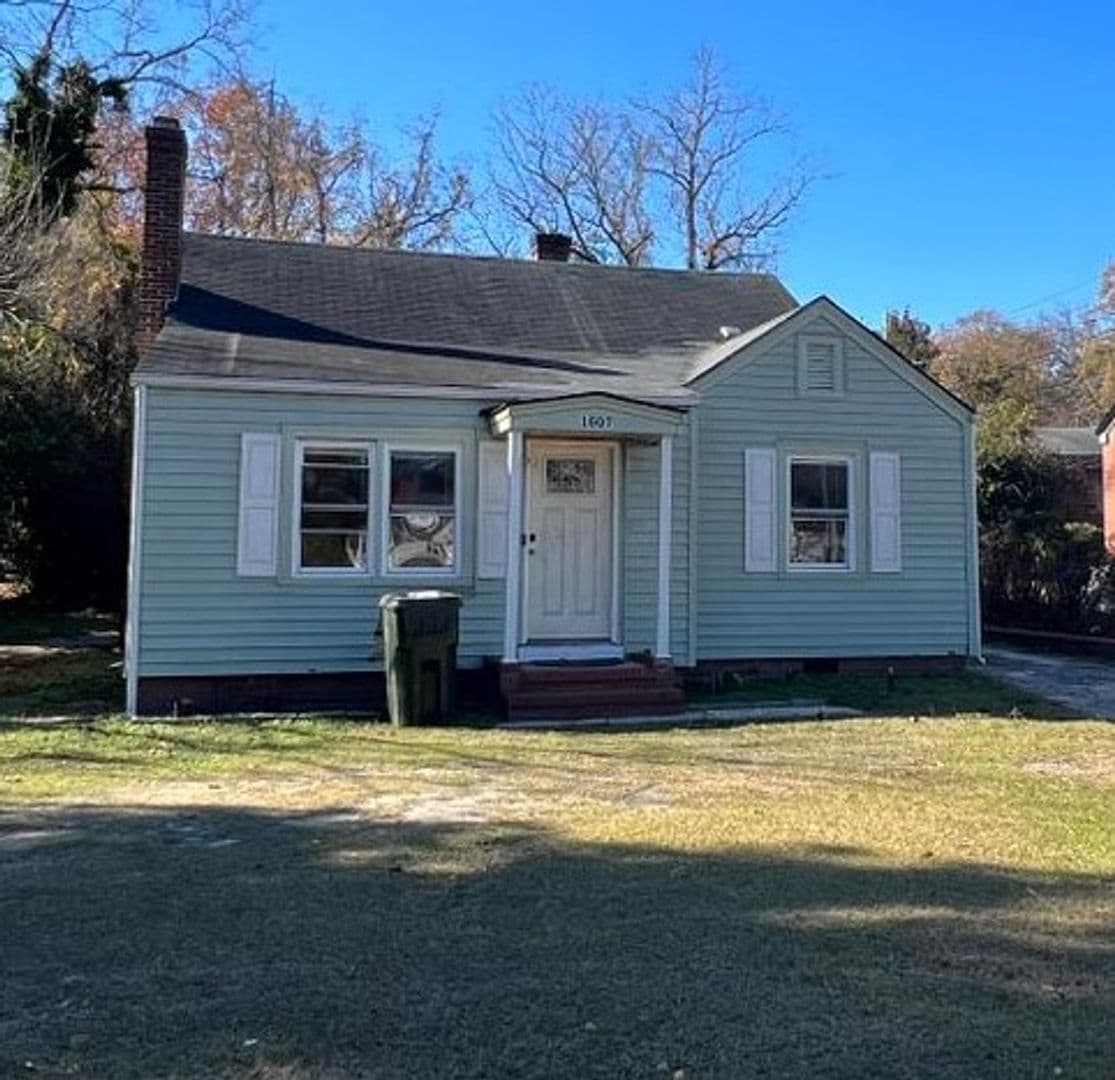 Fayetteville House: 1607 Ramsey Street