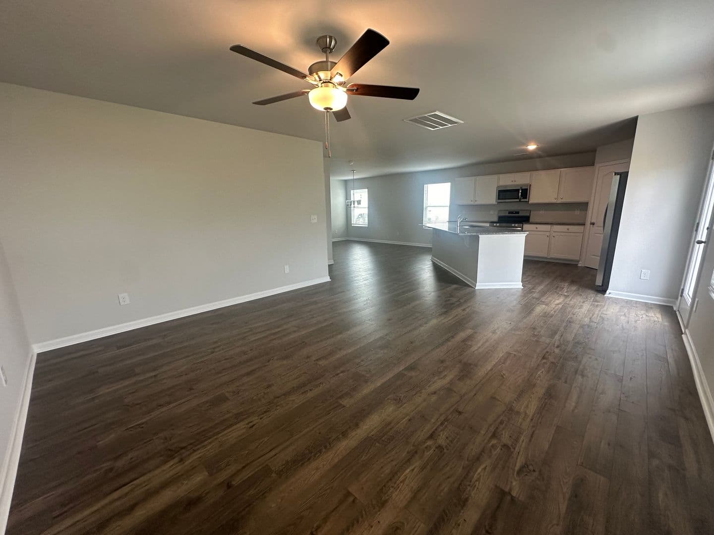 Raeford House: 191 Hornet Dr