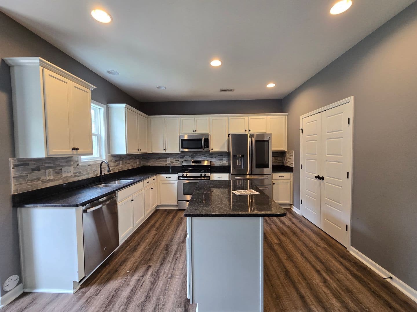 Fayetteville House: 3712 Badin Lake Lane