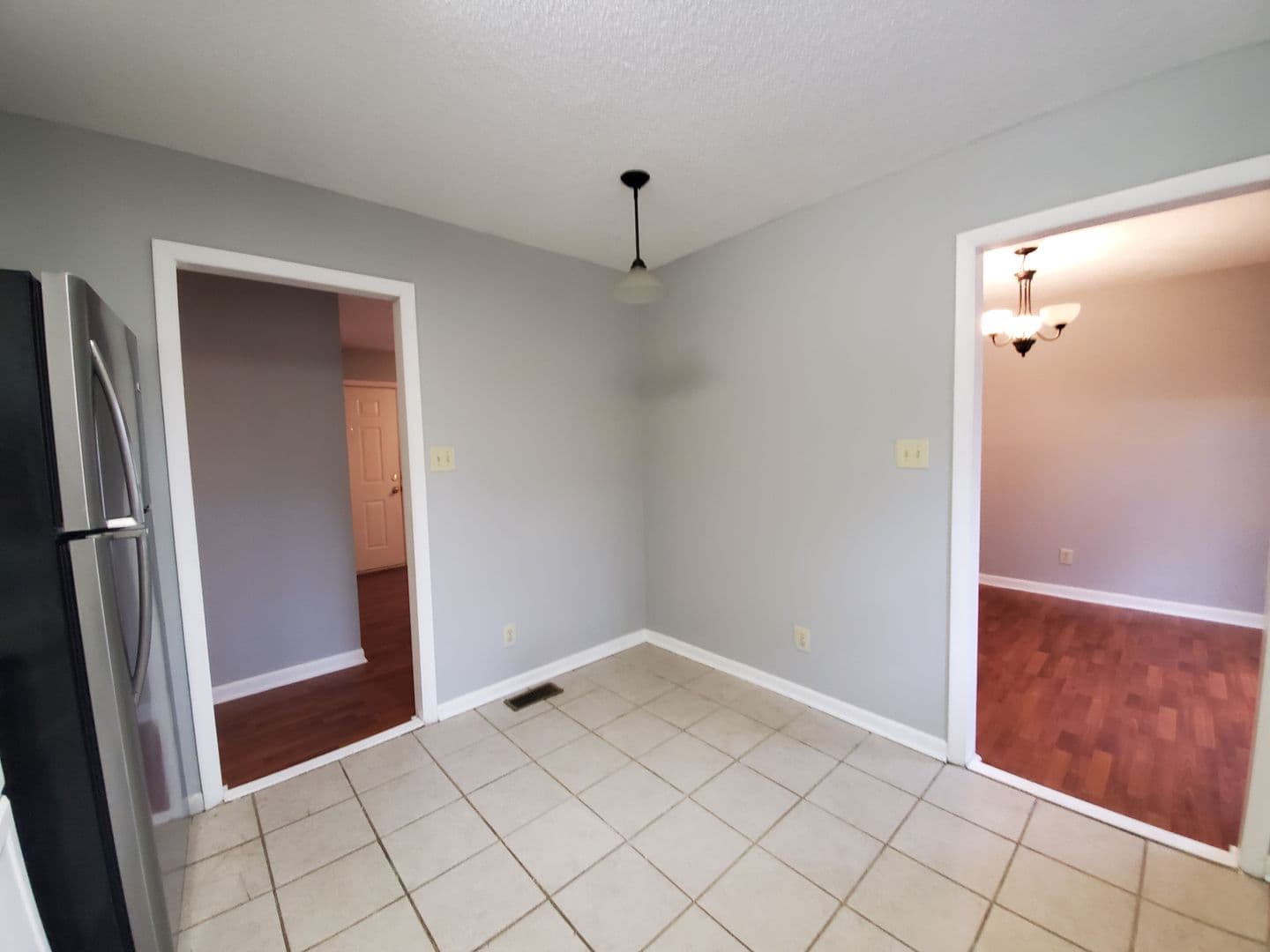Fayetteville House: 7290 Surf Place