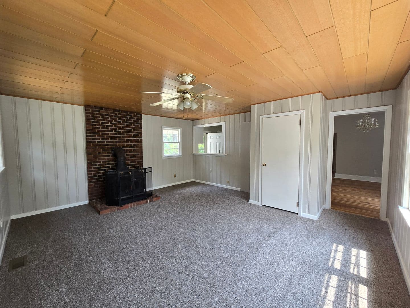 Fayetteville House: 217 Brainerd Avenue