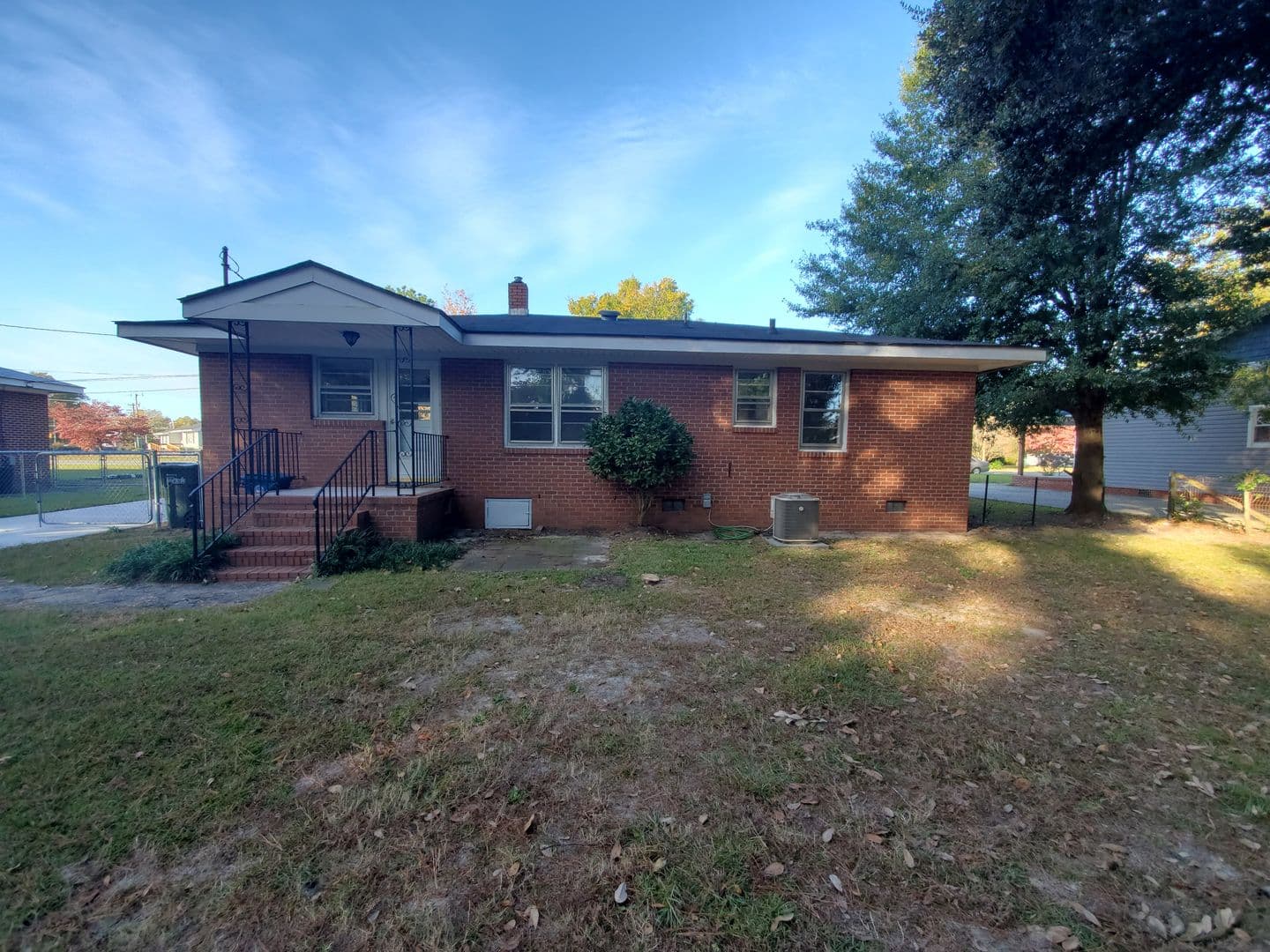 Fayetteville House: 525 Terry Circle