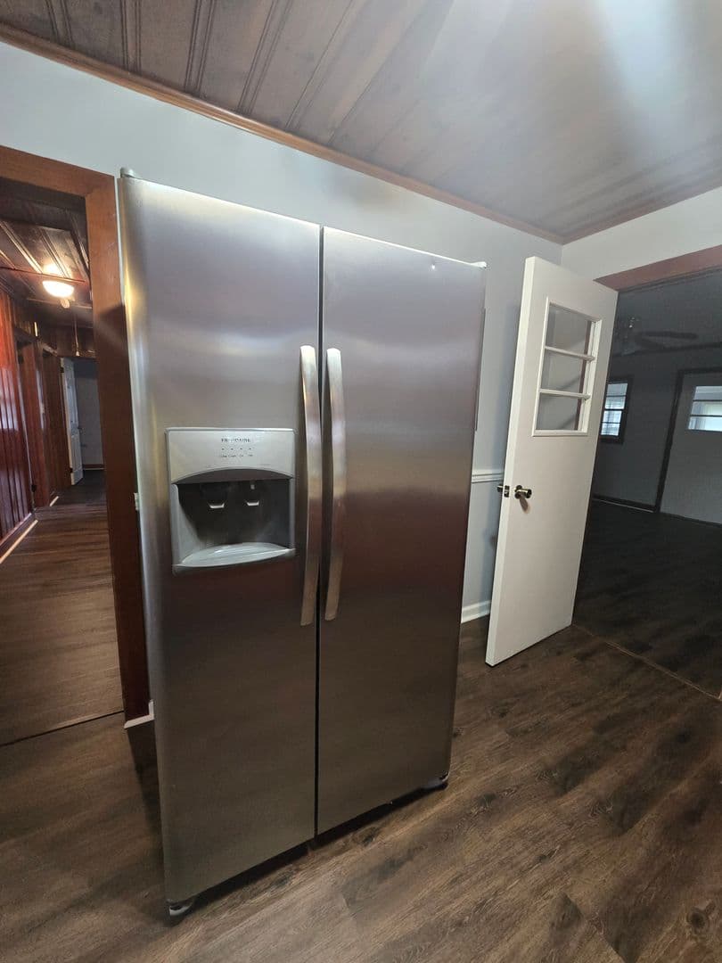 Fayetteville House: 2256 Downing Road