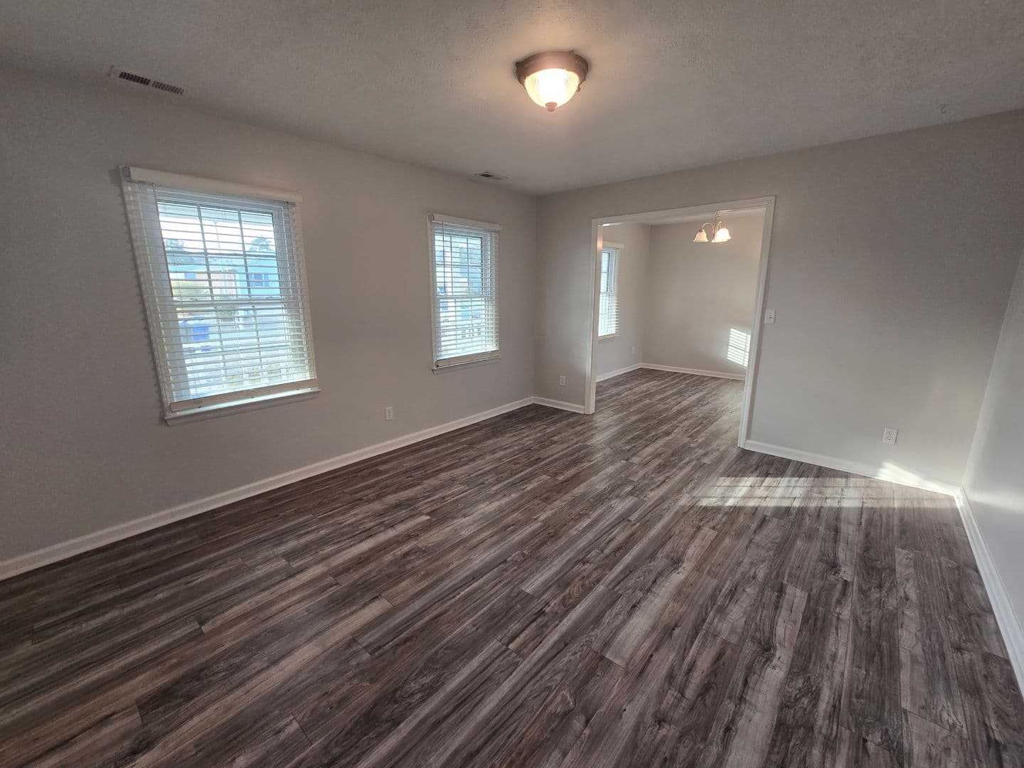 Fayetteville House: 1091 Pleasant Oak Dr
