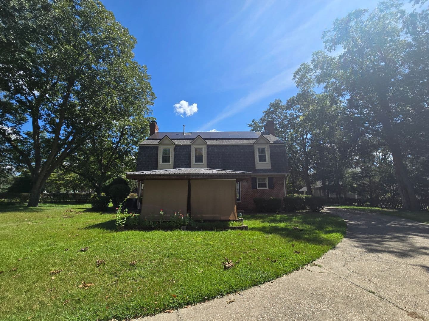 Raeford House: 409 N Fulton Street