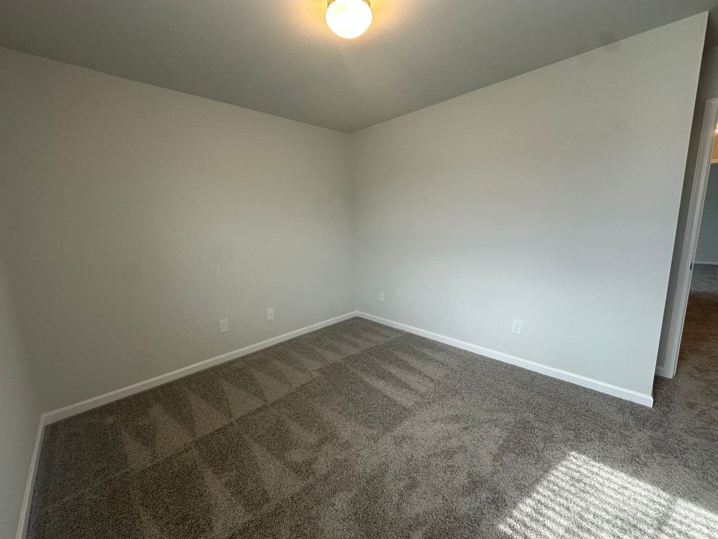 Raeford House: 191 Hornet Dr
