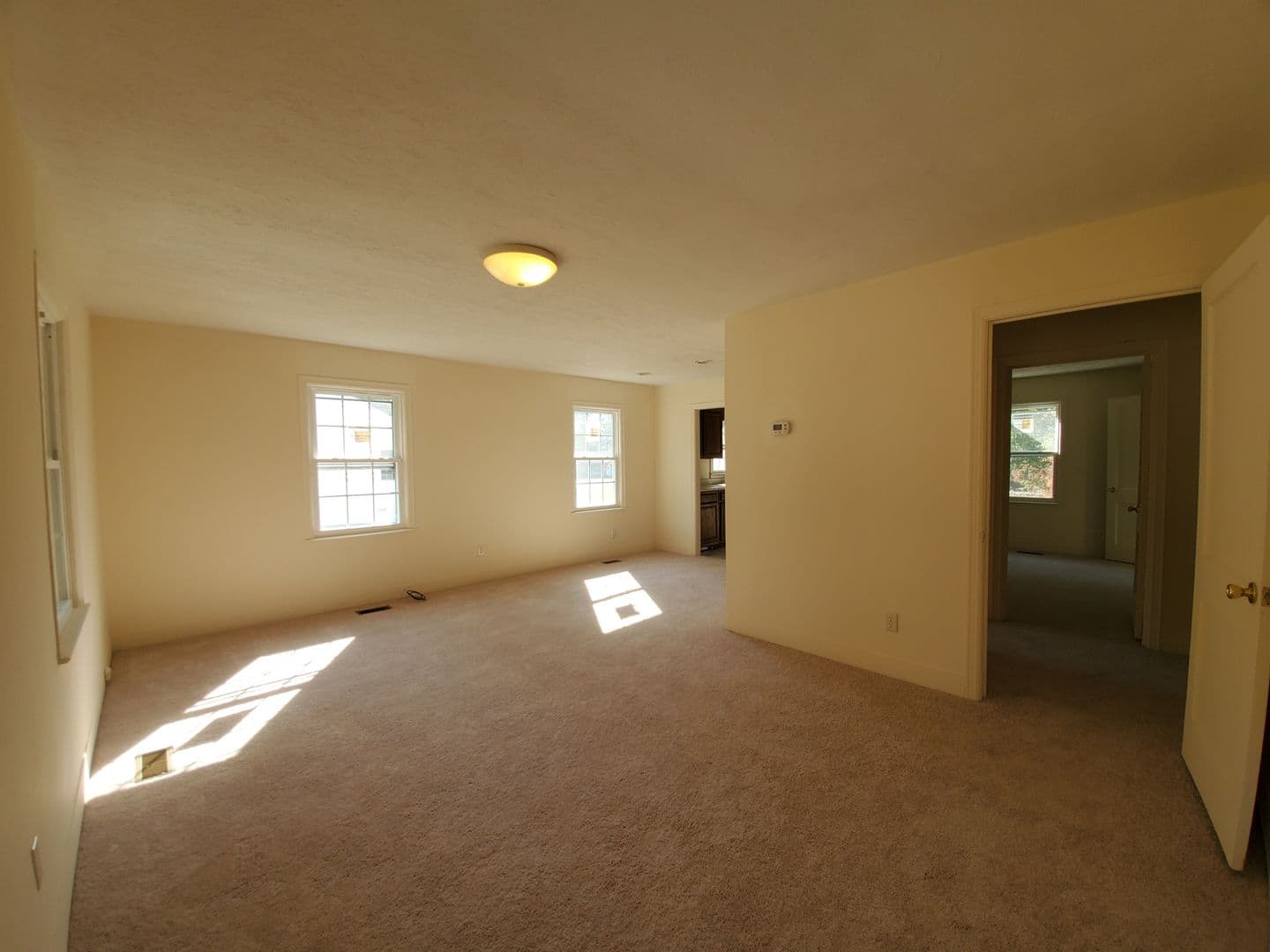 Raeford House: 905 N. Fulton Street