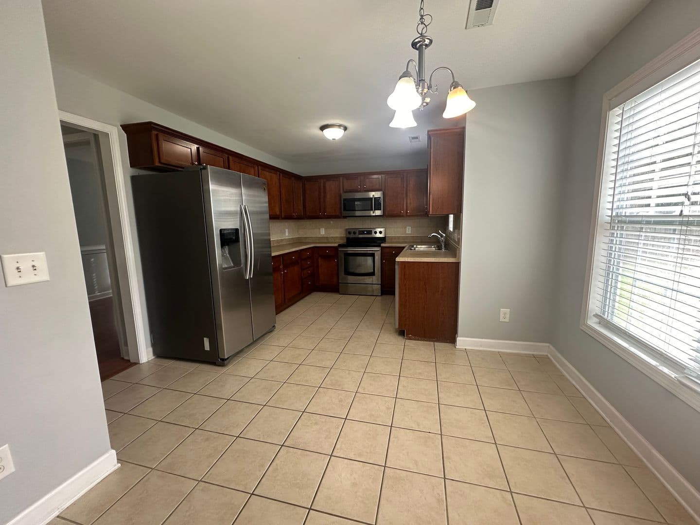 Fayetteville House: 4252 Redspire Ln