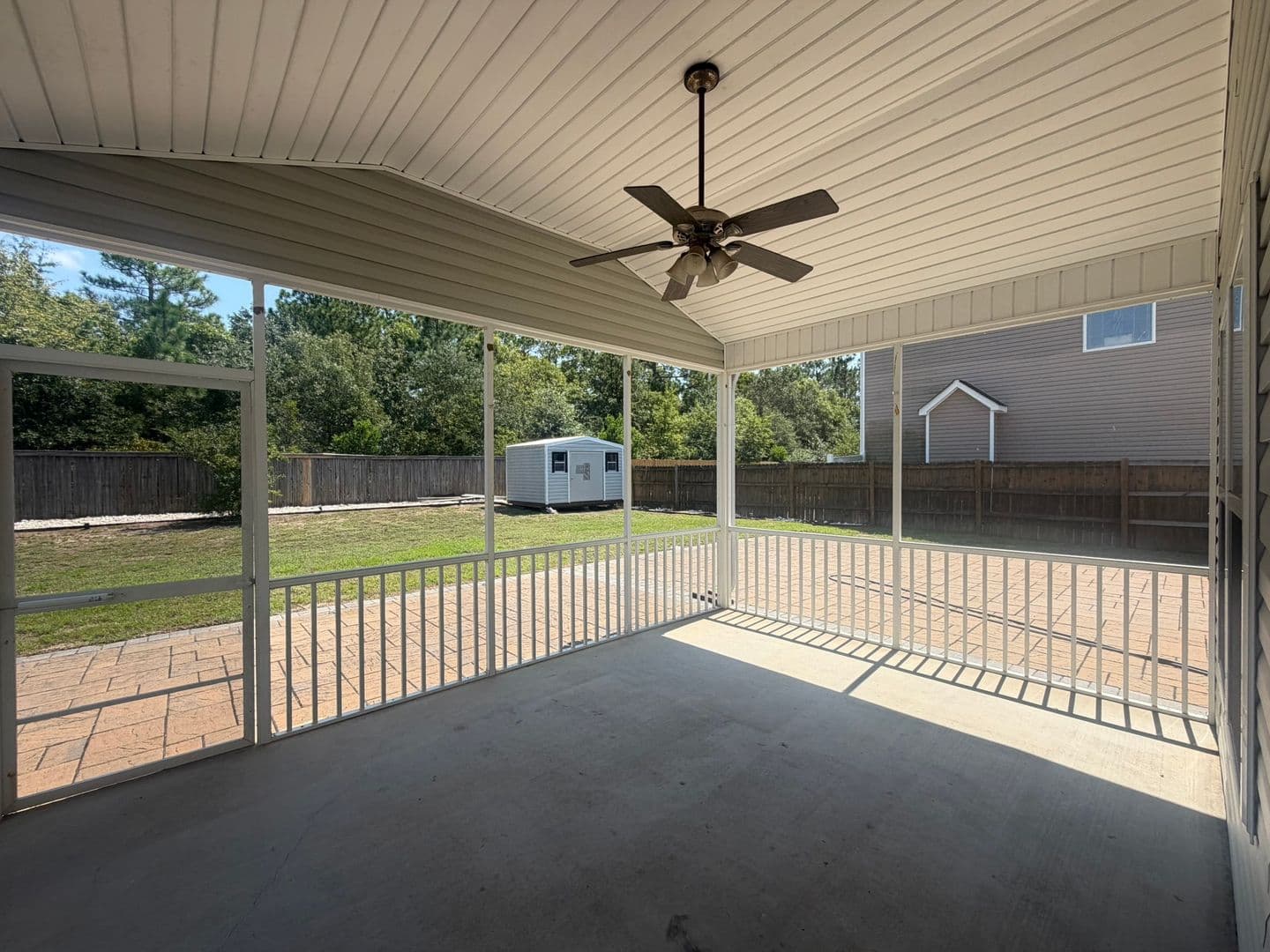 Fayetteville House: 3541 Castlefield Lane